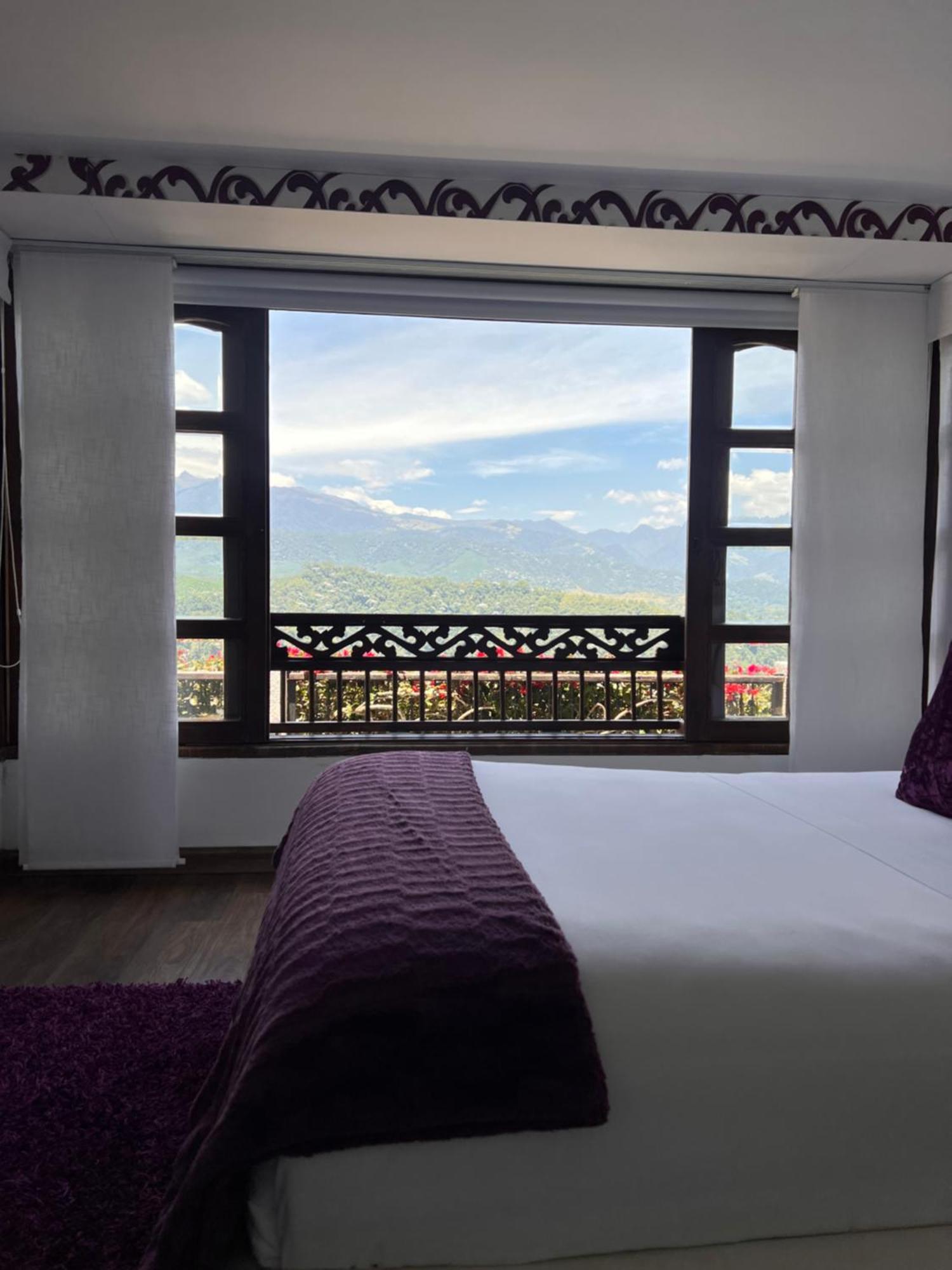 Hotel Reserva Monarca سالنتو المظهر الخارجي الصورة