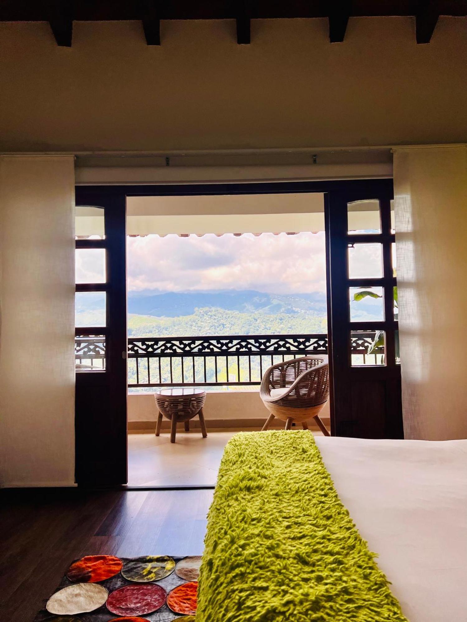 Hotel Reserva Monarca سالنتو المظهر الخارجي الصورة