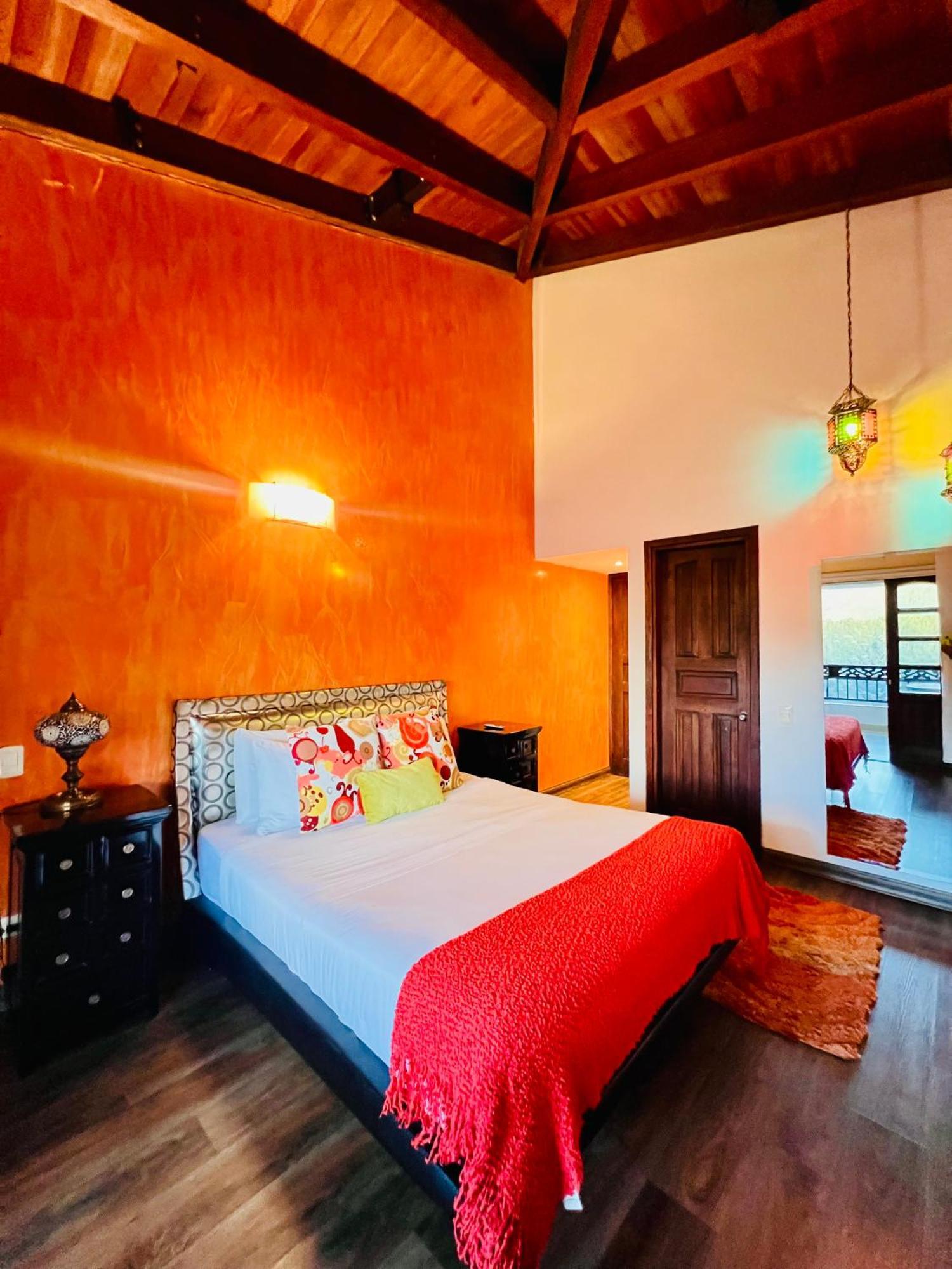 Hotel Reserva Monarca سالنتو المظهر الخارجي الصورة