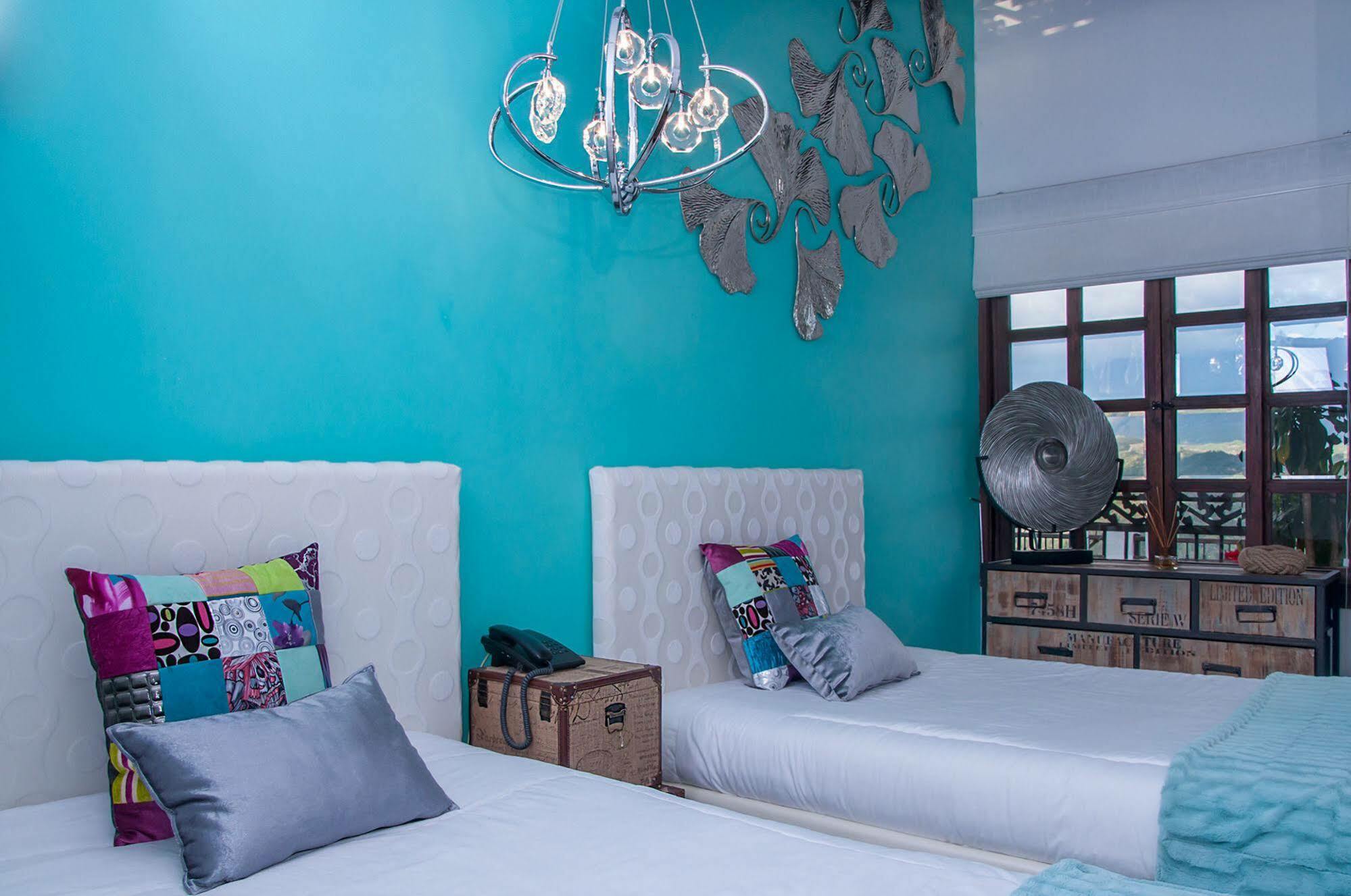 Hotel Reserva Monarca سالنتو المظهر الخارجي الصورة